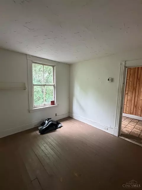 Bedroom - 1612 Gilsey Ave, Cincinnati, OH 45205 photo 1 of 1