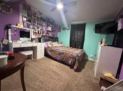 Bedroom - 1000 Locust Rd, Hillsboro, OH 45133 photo 4 of 4
