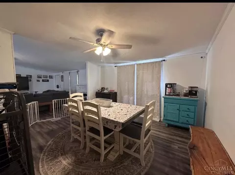 Dining - 1000 Locust Rd, Hillsboro, OH 45133 photo 3 of 3