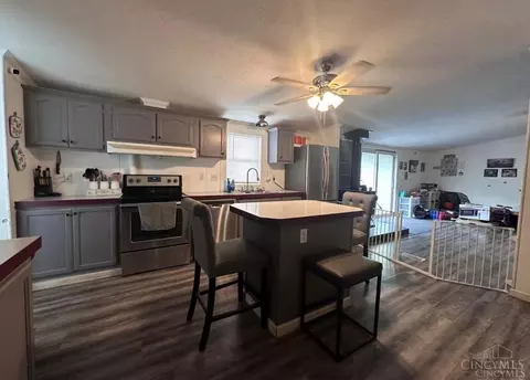 Kitchen - 1000 Locust Rd, Hillsboro, OH 45133 photo 2 of 3