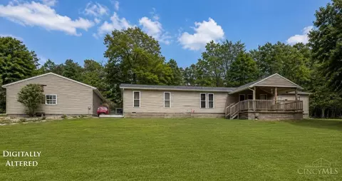 1000 Locust Rd, Hillsboro, OH 45133
