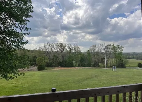 Exterior - 1000 Locust Rd, Hillsboro, OH 45133 photo 6 of 7