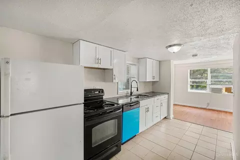 Kitchen - 2048 4th Ave, Cincinnati, OH 45224 photo 2 of 3
