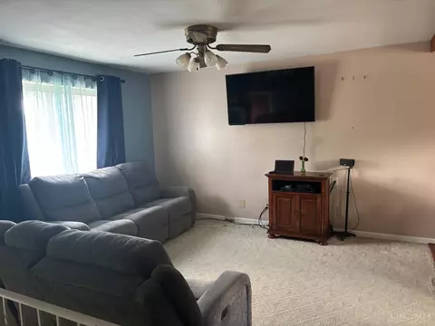 Living - 2764 Cornwall Dr, Cincinnati, OH 45231 photo 2 of 2