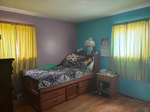 Bedroom - 2764 Cornwall Dr, Cincinnati, OH 45231 photo 3 of 4