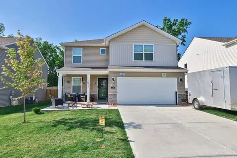 110 River Heights Dr, New Richmond, OH 45157
