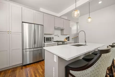 Kitchen - 2621 Hackberry St, Cincinnati, OH 45206 photo 5 of 6
