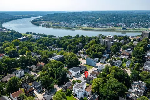 View/Area - 2621 Hackberry St, Cincinnati, OH 45206 photo 4 of 4