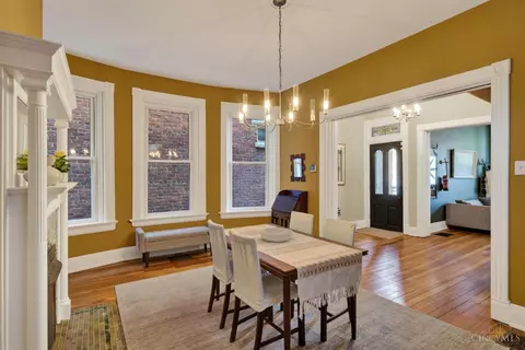 Dining - 1612 Dexter Ave, Cincinnati, OH 45206 photo 2 of 3