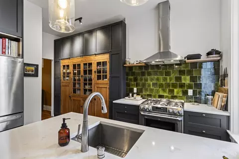 Kitchen - 1612 Dexter Ave, Cincinnati, OH 45206 photo 7 of 9