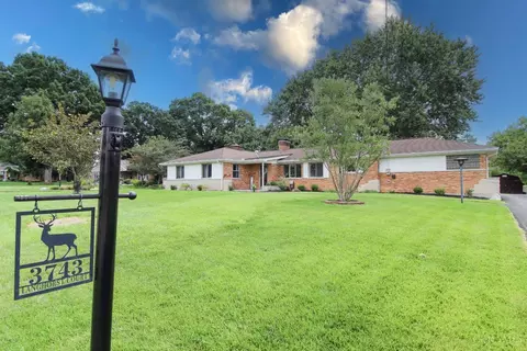 Exterior - 3743 Langhorst Ct, Cincinnati, OH 45236 photo 2 of 9