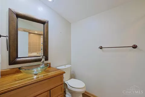 Bath - 7434 Drake Rd, Cincinnati, OH 45243 photo 1 of 6
