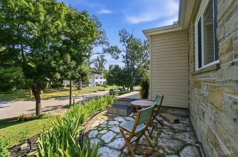 Exterior - 6251 Crestview Pl, Cincinnati, OH 45230 photo 6 of 13