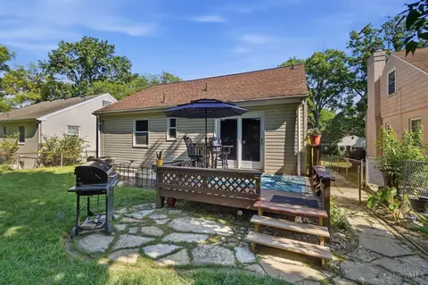 Exterior - 6251 Crestview Pl, Cincinnati, OH 45230 photo 9 of 13