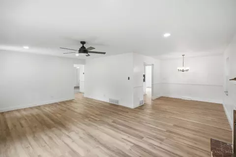 Living - 1659 Devils Backbone Rd, Cincinnati, OH 45233 photo 4 of 6