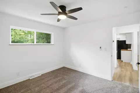 Bedroom - 1659 Devils Backbone Rd, Cincinnati, OH 45233 photo 3 of 4