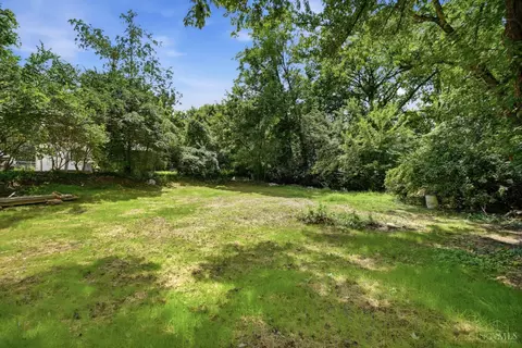 Exterior - 1659 Devils Backbone Rd, Cincinnati, OH 45233 photo 6 of 6