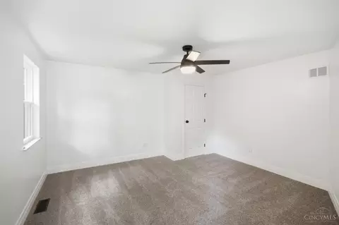 Bedroom - 1659 Devils Backbone Rd, Cincinnati, OH 45233 photo 1 of 4