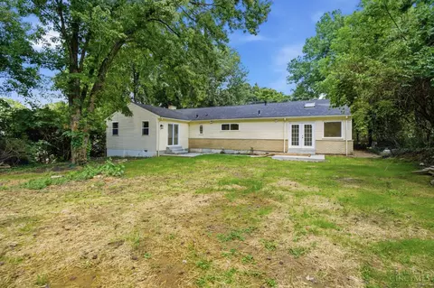 Exterior - 1659 Devils Backbone Rd, Cincinnati, OH 45233 photo 3 of 6