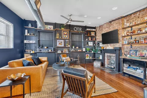 Living - 1237 Vine St, Cincinnati, OH 45202 photo 1 of 5