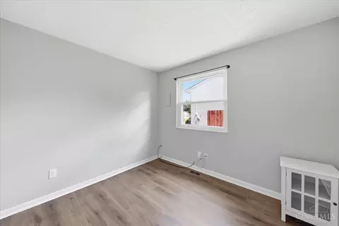 Bedroom - 4798 Klatte Rd, Cincinnati, OH 45244 photo 8 of 9