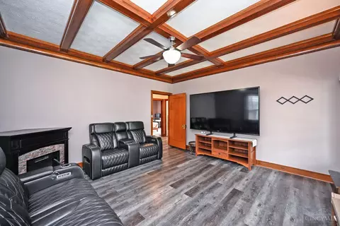 Living - 1221 Third St, Reading, OH 45215 photo 1 of 2
