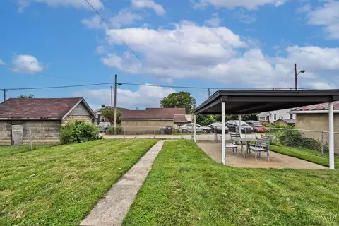 Exterior - 1221 Third St, Reading, OH 45215 photo 8 of 10