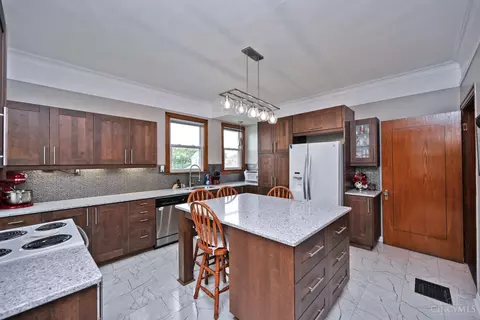 Kitchen - 1221 Third St, Reading, OH 45215 photo 2 of 5