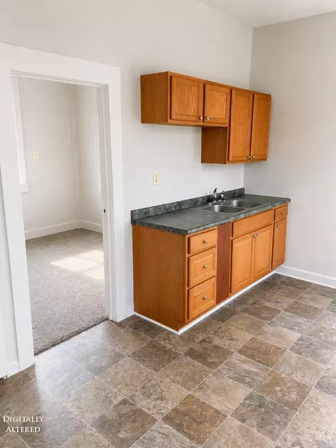209 Walnut St, Hamilton, OH 45011 photo 4