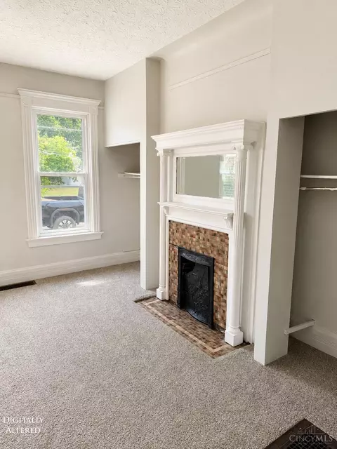 209 Walnut St, Hamilton, OH 45011 photo 2