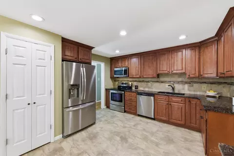 Kitchen - 4248 Simca Ln, Cincinnati, OH 45211 photo 1 of 2