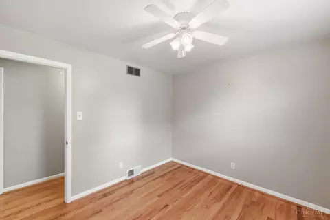 Bedroom - 4248 Simca Ln, Cincinnati, OH 45211 photo 6 of 11