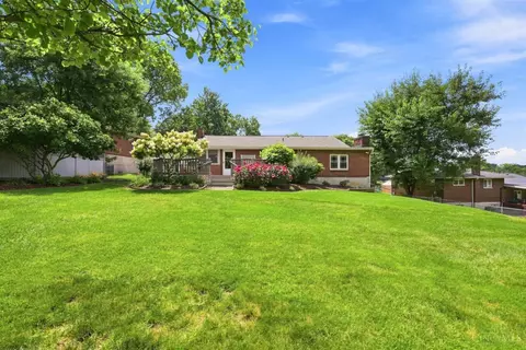 Exterior - 4248 Simca Ln, Cincinnati, OH 45211 photo 9 of 11