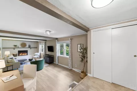 Entry Way - 4248 Simca Ln, Cincinnati, OH 45211 photo 1 of 2