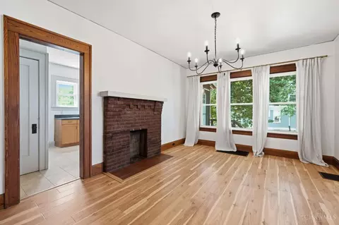 Living - 4449 Foley Rd, Cincinnati, OH 45238 photo 4 of 4