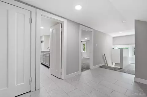 Entry Way - 4449 Foley Rd, Cincinnati, OH 45238 photo 1 of 1