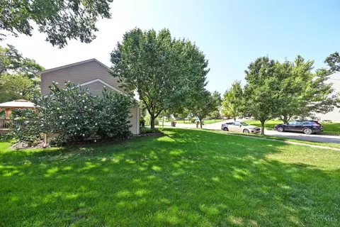 Exterior - 1543 Doddington Rd, Kettering, OH 45409 photo 3 of 6