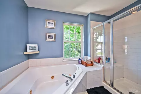 Bath - 1543 Doddington Rd, Kettering, OH 45409 photo 3 of 5