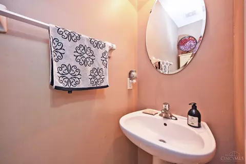 Bath - 1543 Doddington Rd, Kettering, OH 45409 photo 1 of 5