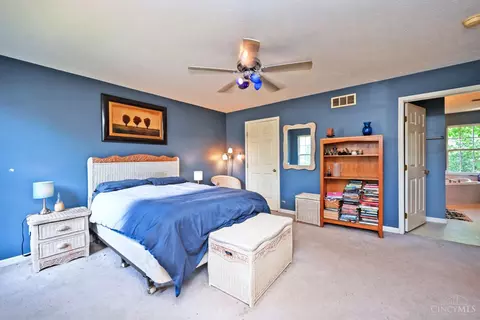 Bedroom - 1543 Doddington Rd, Kettering, OH 45409 photo 2 of 6