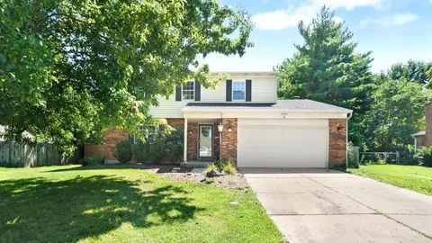 7848 Red Fox Dr, West Chester, OH 45069