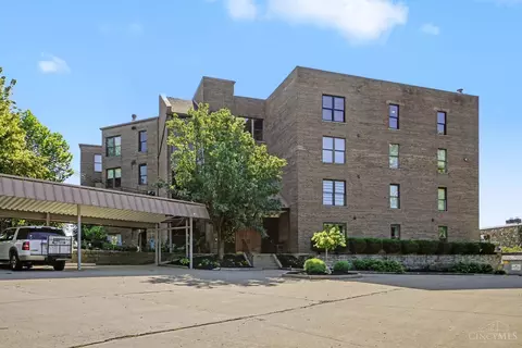 500 Mt Hope, Cincinnati, OH 45204