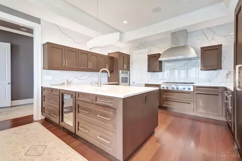 Kitchen - 1715 Mcmillan St, Cincinnati, OH 45206 photo 2 of 3