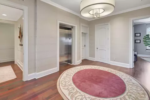 Entry Way - 1715 Mcmillan St, Cincinnati, OH 45206 photo 1 of 1