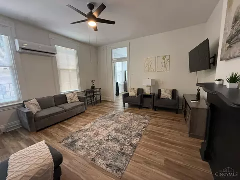 Living - 1312 Spring St, Cincinnati, OH 45202 photo 10 of 18