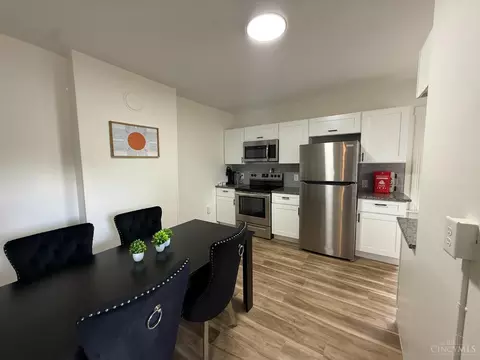 Kitchen - 1312 Spring St, Cincinnati, OH 45202 photo 14 of 14
