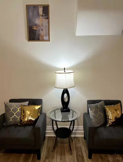 Living - 1312 Spring St, Cincinnati, OH 45202 photo 8 of 18