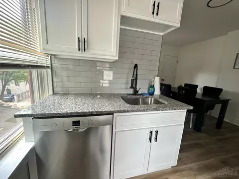 Kitchen - 1312 Spring St, Cincinnati, OH 45202 photo 9 of 14