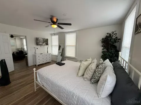 Bedroom - 1312 Spring St, Cincinnati, OH 45202 photo 16 of 17