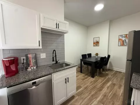 Kitchen - 1312 Spring St, Cincinnati, OH 45202 photo 7 of 14